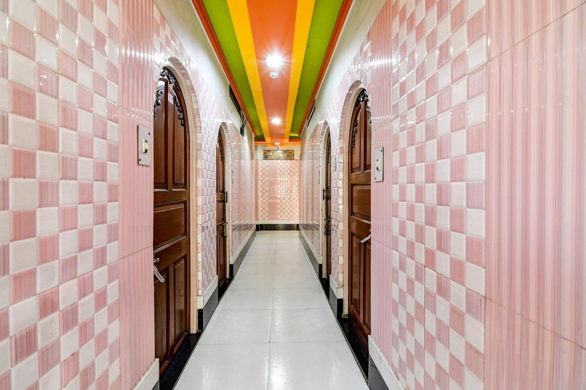 Super Collection O Raj Guest House Near Kolkata Airport Gauripur  Eksteriør bilde